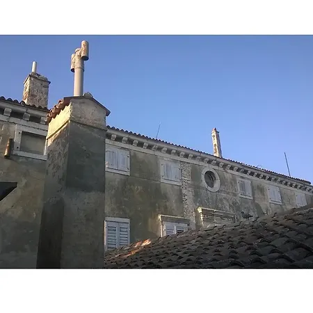 San Eleuterio פורץ
