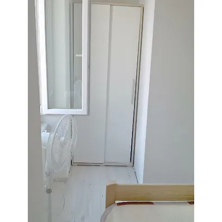 San Eleuterio 3* פורץ