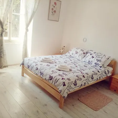 San Eleuterio Gostinjska kuća 3*
